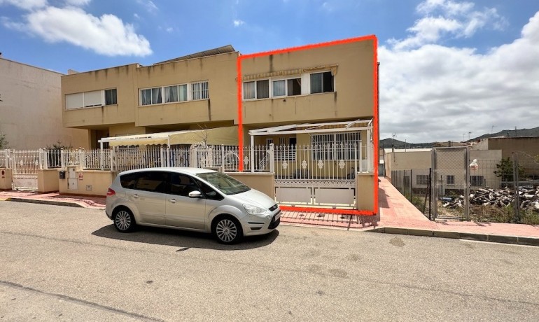 Sale - House -
Hondon de los frailes - Hondon de los Frailes*