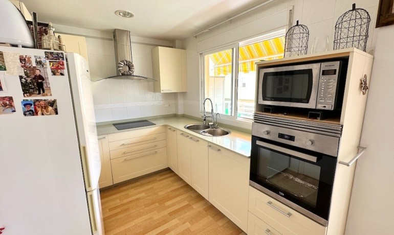 Sale - House -
Hondon de los frailes - Hondon de los Frailes*