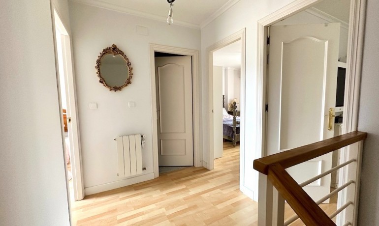 Sale - House -
Hondon de los frailes - Hondon de los Frailes*