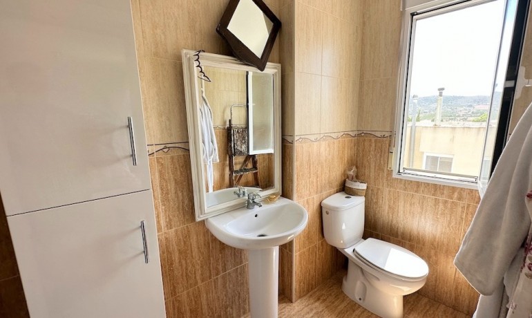 Sale - House -
Hondon de los frailes - Hondon de los Frailes*