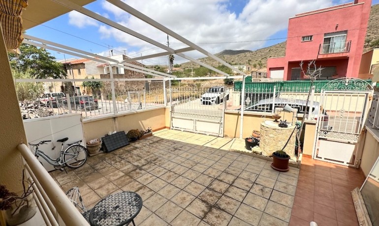 Sale - House -
Hondon de los frailes - Hondon de los Frailes*