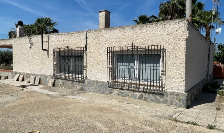 Herverkoop - Finca Country Property -
Crevillente