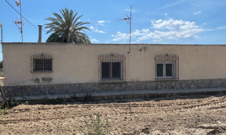 Herverkoop - Finca Country Property -
Crevillente