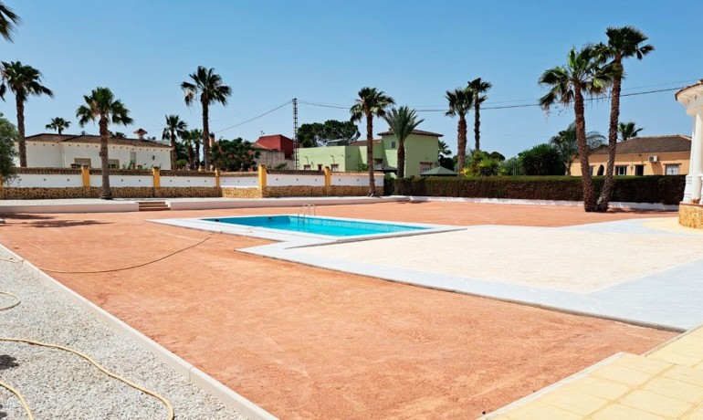 Herverkoop - Finca / Landgoed -
Catral* - Catral - Country