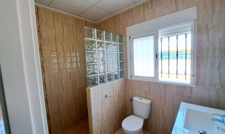 Herverkoop - Finca / Landgoed -
Catral* - Catral - Country