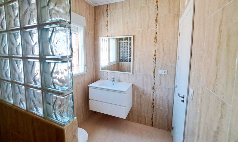 Herverkoop - Finca / Landgoed -
Catral* - Catral - Country