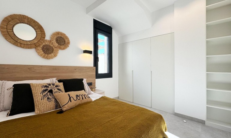 Nieuwbouw - Villa -
San Miguel de Salinas* - BLUE LAGOON