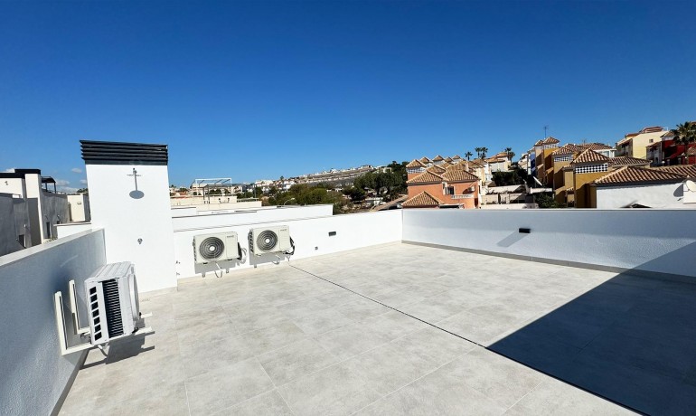 Nieuwbouw - Villa -
San Miguel de Salinas* - BLUE LAGOON