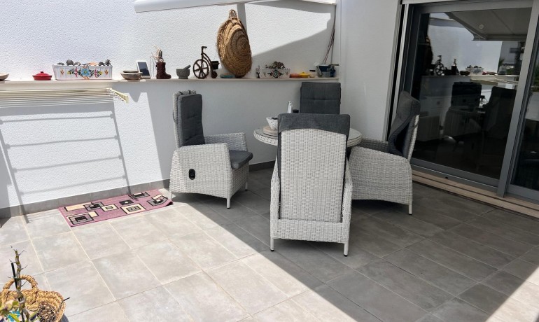 Revente - Appartement / Flat -
Entre Naranjos Vistabella Golf