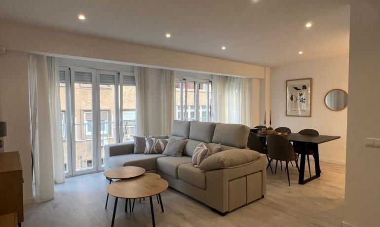 Revente - Appartement / Flat -
Torrevieja* - Torrevieja