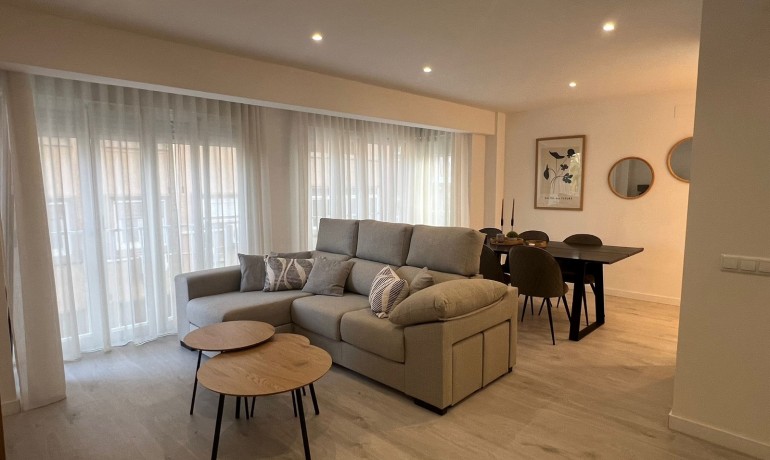 Revente - Appartement / Flat -
Torrevieja* - Torrevieja