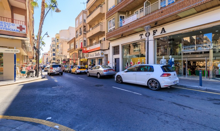 Revente - Appartement / Flat -
Torrevieja* - Torrevieja