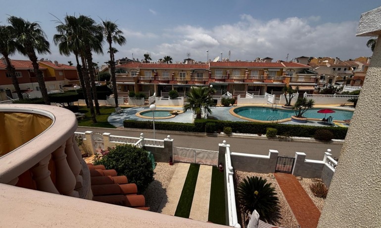 Venta - Casa -
Ciudad Quesada - Doña pepa