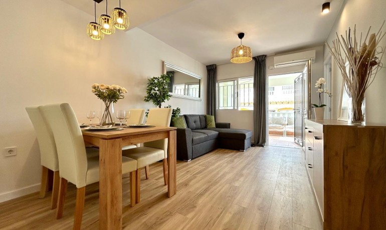 Herverkoop - Huis -
Orihuela* - Urbanización Perla del Mar