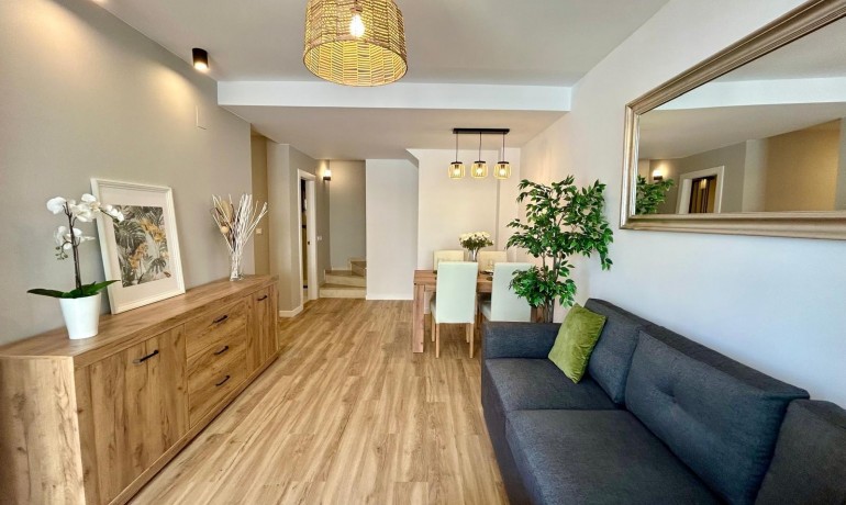 Herverkoop - Huis -
Orihuela* - Urbanización Perla del Mar