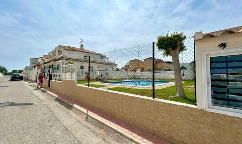 Herverkoop - Huis -
Orihuela* - Urbanización Perla del Mar