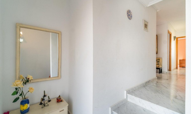 Herverkoop - Villa -
Torrevieja* - La Mata