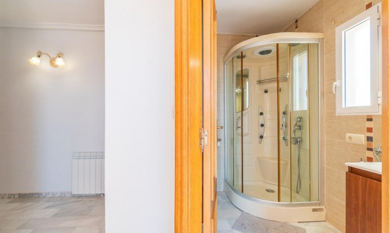 Herverkoop - Villa -
Torrevieja* - La Mata