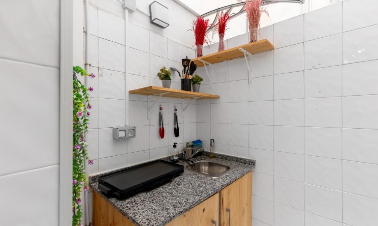 Venta - Apartamento / piso -
Torrevieja - Centro - Muelle Pesquero