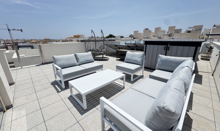 Herverkoop - Villa -
Villamartin