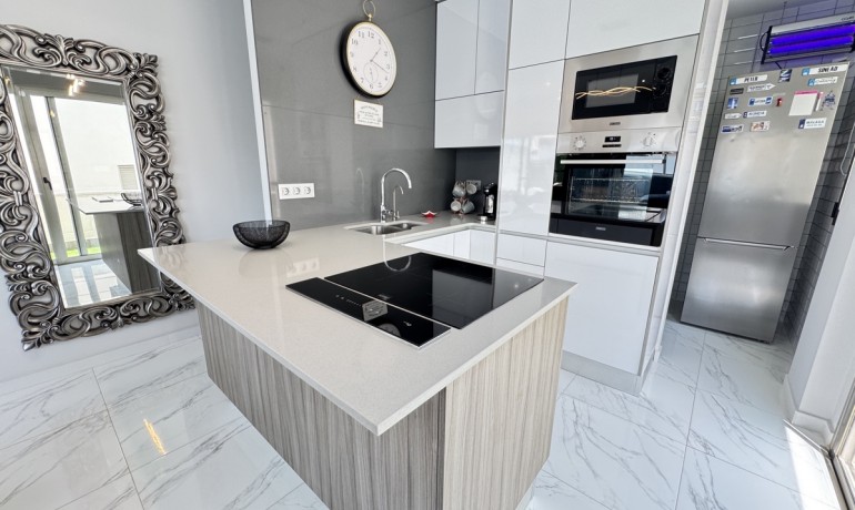 Herverkoop - Villa -
Villamartin