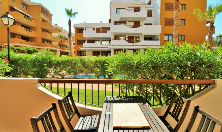 Revente - Appartement / Flat -
Punta Prima* - Punta Prima