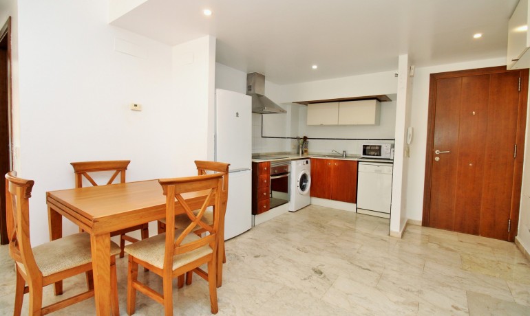 Revente - Appartement / Flat -
Punta Prima* - Punta Prima