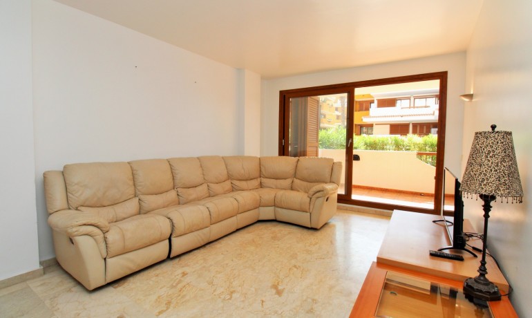 Revente - Appartement / Flat -
Punta Prima* - Punta Prima