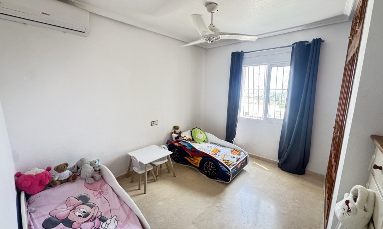 Herverkoop - Villa -
San Miguel de Salinas* - San Miguel De Salinas