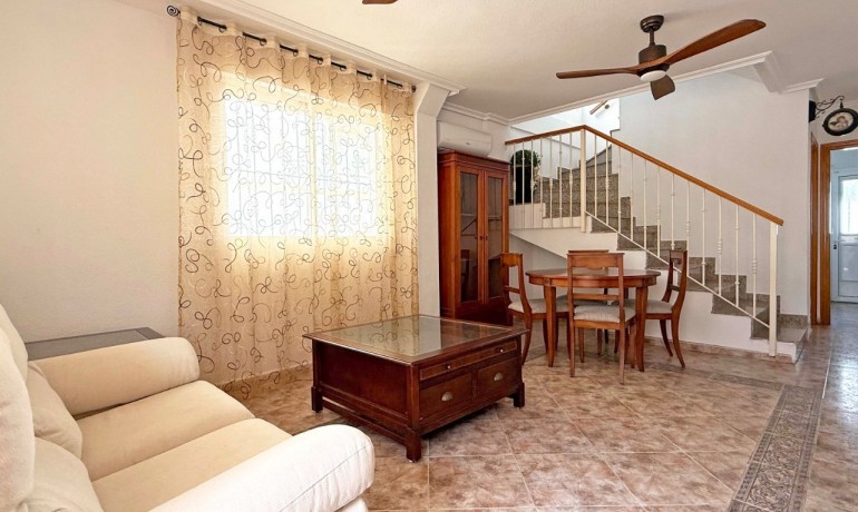 Herverkoop - Villa -
Orihuela Costa* - Los Altos*