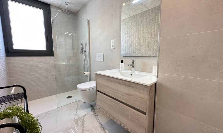 Herverkoop - Appartement / Flat -
Orihuela Costa* - Playa Flamenca