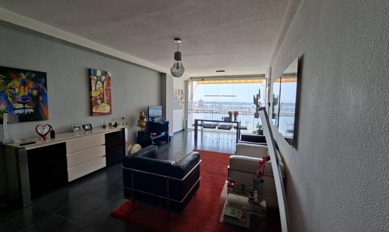 Herverkoop - Appartement / Flat -
Torrevieja* - Acequion