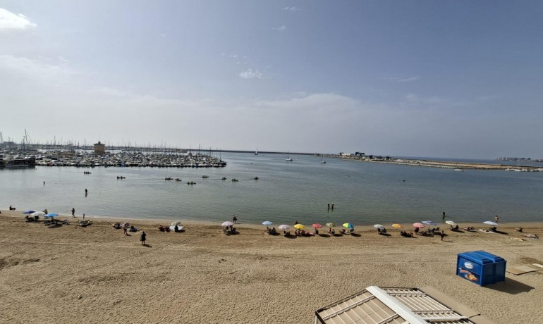 Herverkoop - Appartement / Flat -
Torrevieja* - Acequion