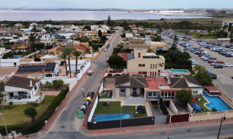 Herverkoop - Villa -
Torrevieja* - Costa Blanca