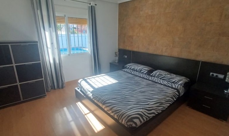 Herverkoop - Villa -
Torrevieja* - Costa Blanca