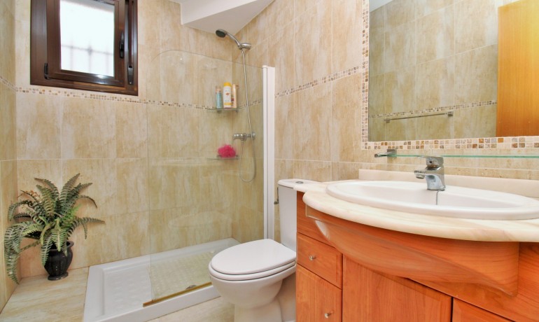 Revente - Villa -
Villamartin - PAU 8