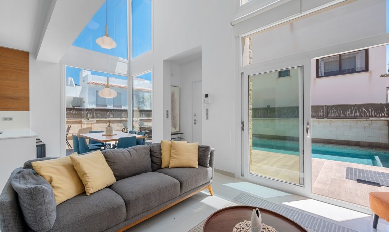 Herverkoop - Villa -
Cuidad Quesada* - Ciudad Quesada - Rojales