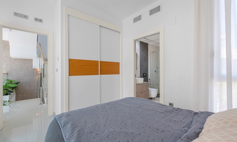 Herverkoop - Villa -
Cuidad Quesada* - Ciudad Quesada - Rojales