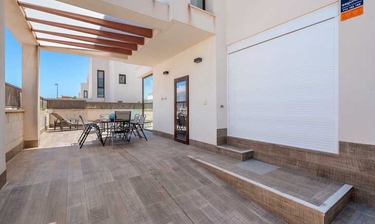 Herverkoop - Villa -
Cuidad Quesada* - Ciudad Quesada - Rojales