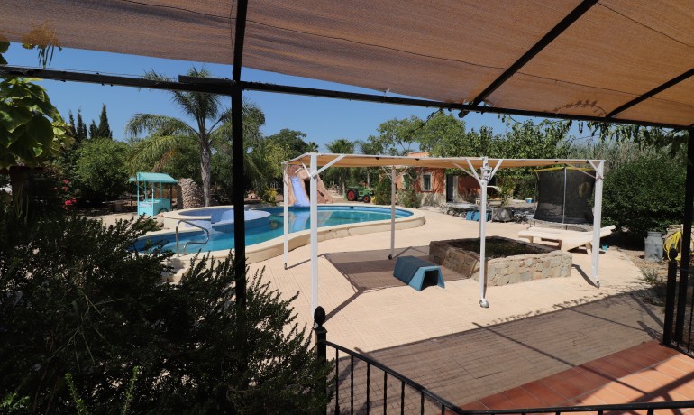 Herverkoop - Finca / Landgoed -
Catral* - Catral - Country