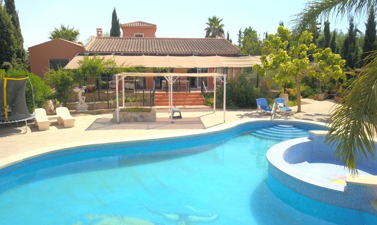 Herverkoop - Finca / Landgoed -
Catral* - Catral - Country