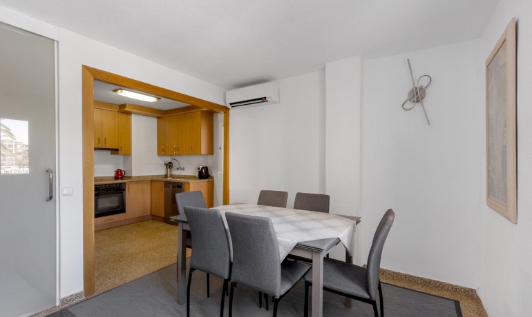 Herverkoop - Appartement / Flat -
Torrevieja* - Playa del cura