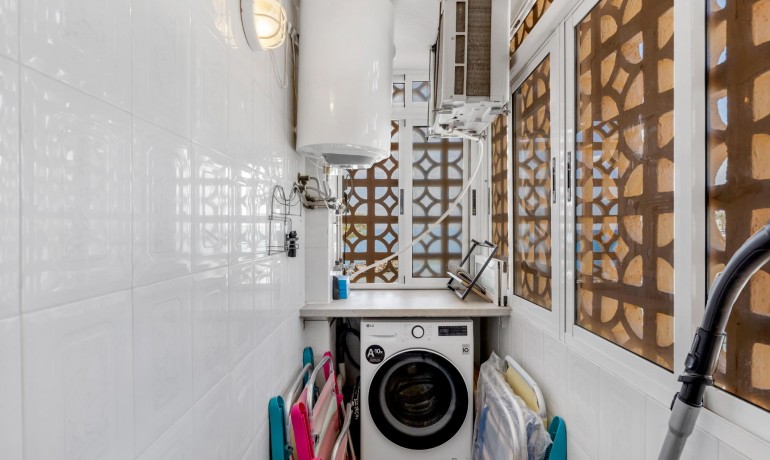 Herverkoop - Appartement / Flat -
Torrevieja* - Playa del cura