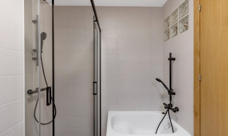 Herverkoop - Appartement / Flat -
Torrevieja* - Playa del cura