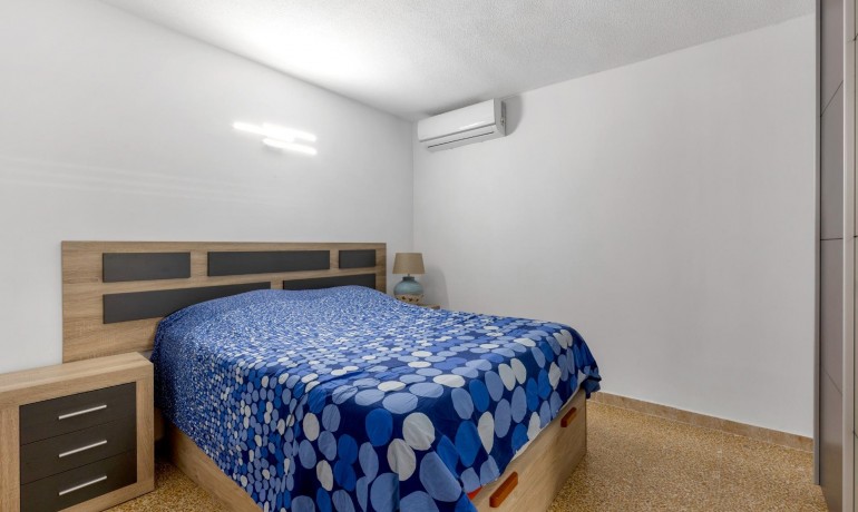 Herverkoop - Appartement / Flat -
Torrevieja* - Playa del cura