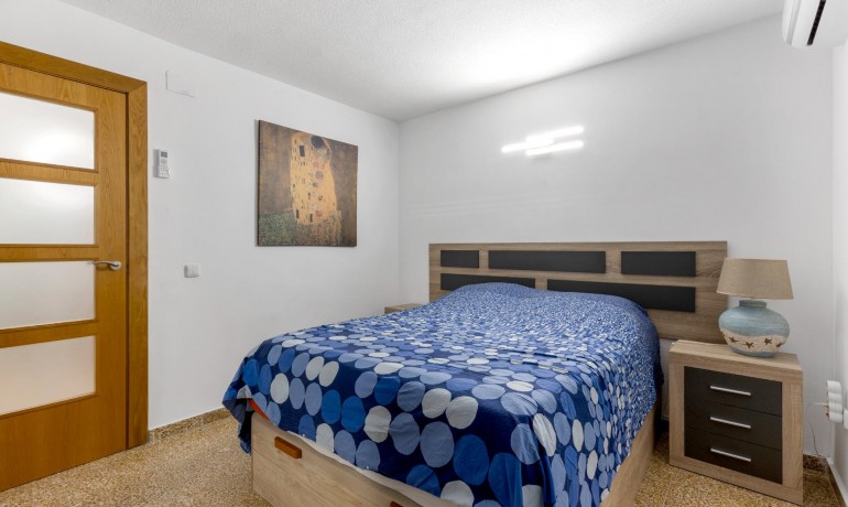 Herverkoop - Appartement / Flat -
Torrevieja* - Playa del cura