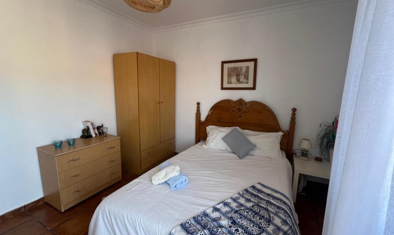 Venta - Apartamento / piso -
Algorfa