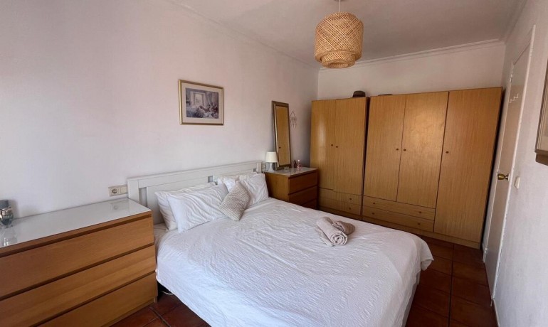 Venta - Apartamento / piso -
Algorfa