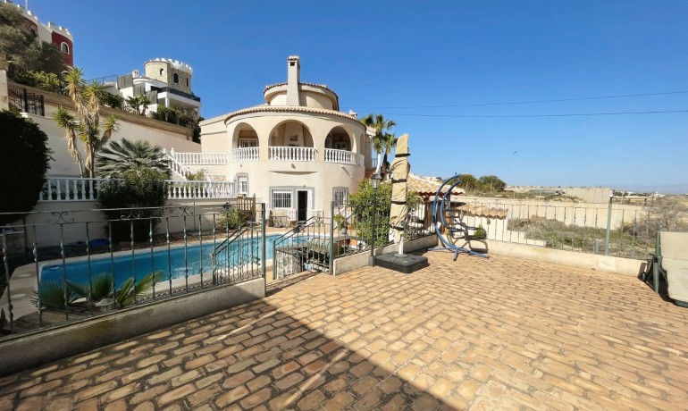 Herverkoop - Villa -
Cuidad Quesada* - Upper Golf