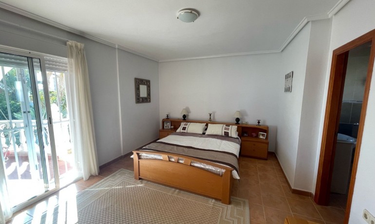 Herverkoop - Villa -
Cuidad Quesada* - Upper Golf